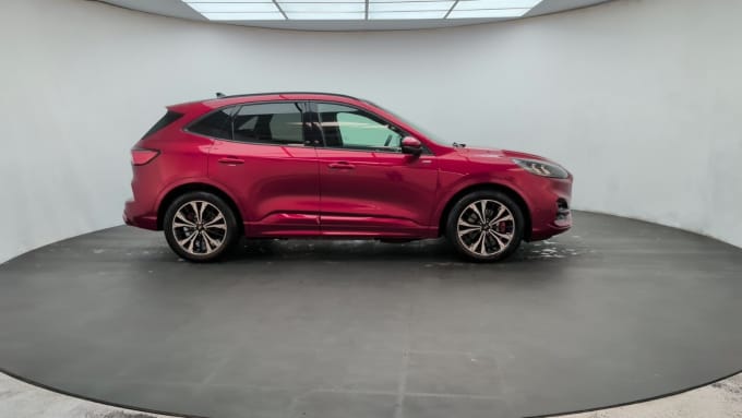 2025 Ford Kuga