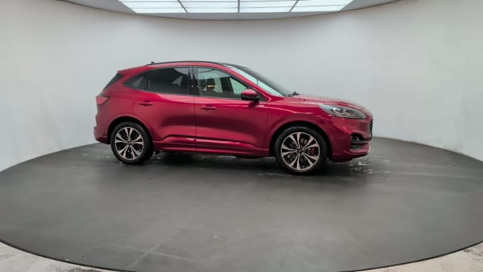 2025 Ford Kuga