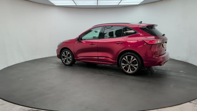 2025 Ford Kuga