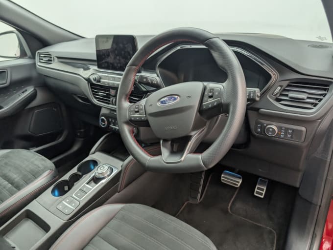 2025 Ford Kuga