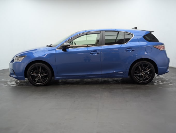 2025 Lexus Ct