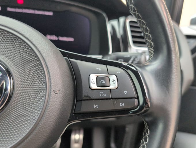 2025 Volkswagen Golf