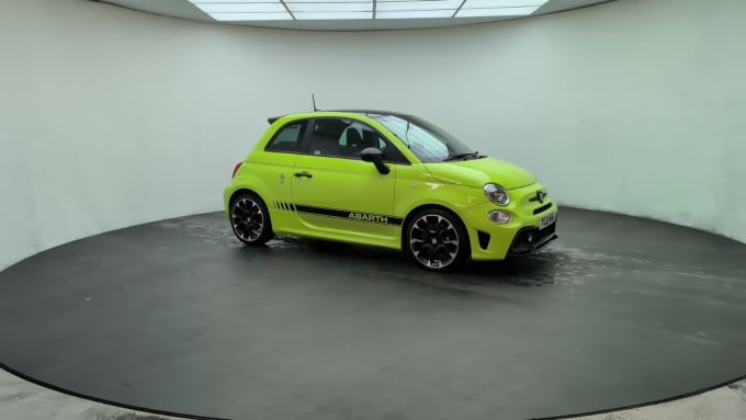 2025 Abarth 595