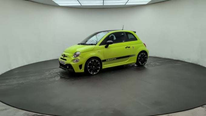 2025 Abarth 595