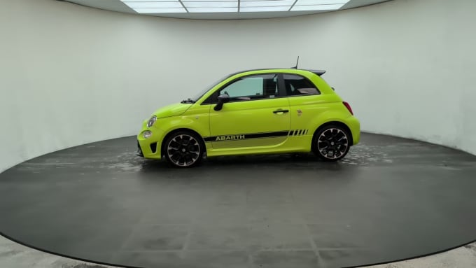 2025 Abarth 595