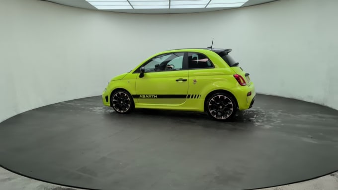 2025 Abarth 595