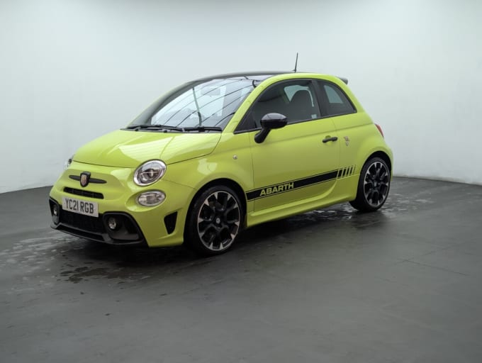 2025 Abarth 595