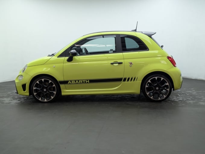 2025 Abarth 595