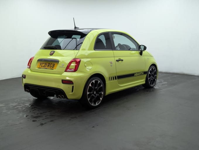 2025 Abarth 595