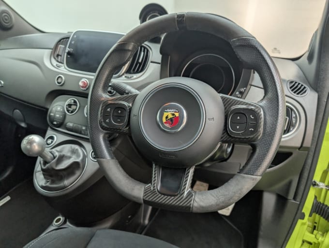 2025 Abarth 595