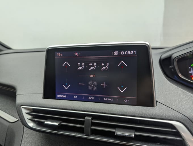 2025 Peugeot 3008