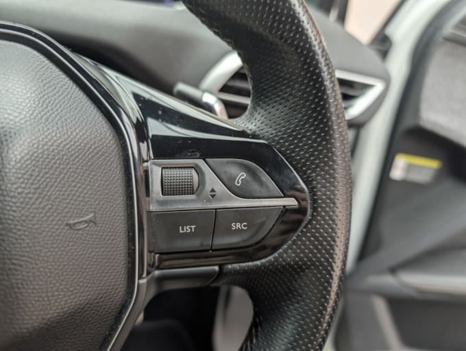 2025 Peugeot 3008