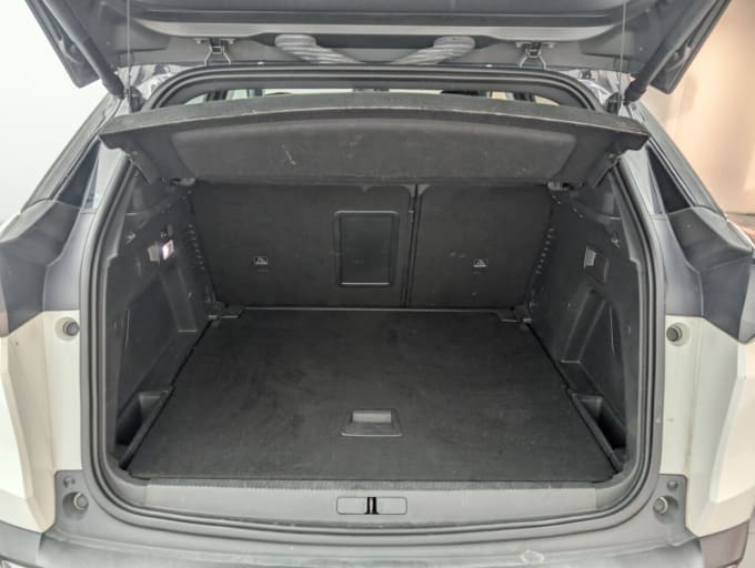 2025 Peugeot 3008