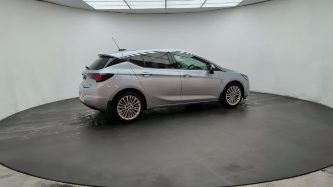 2025 Vauxhall Astra