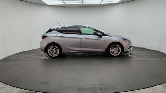 2025 Vauxhall Astra