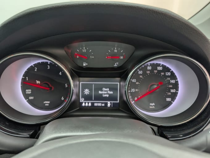 2025 Vauxhall Astra
