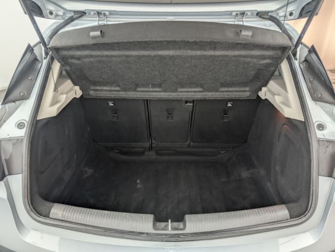 2025 Vauxhall Astra