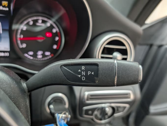 2025 Mercedes-benz C-class