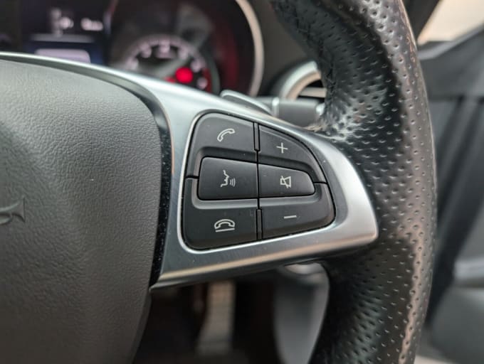 2025 Mercedes-benz C-class