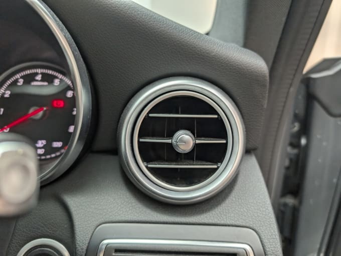 2025 Mercedes-benz C-class