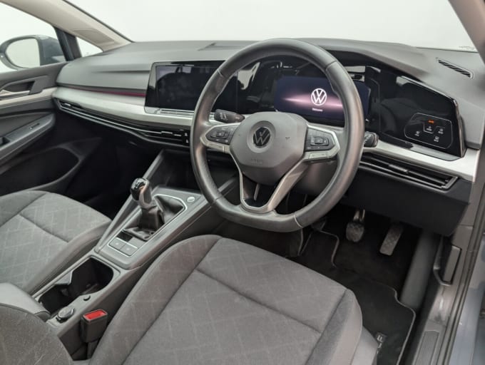 2025 Volkswagen Golf