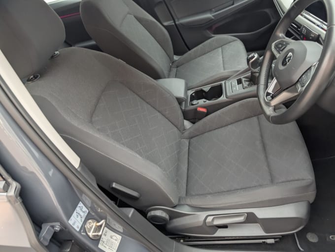 2025 Volkswagen Golf