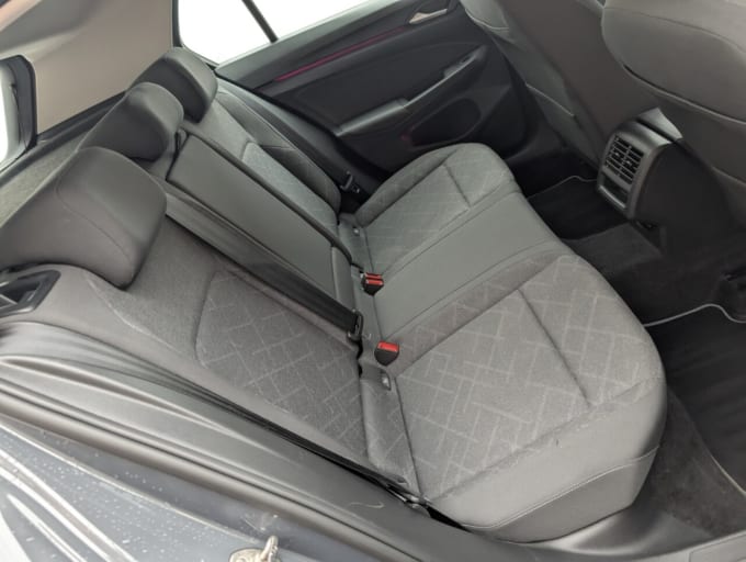 2025 Volkswagen Golf