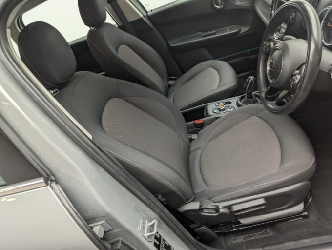 2025 Mini Countryman