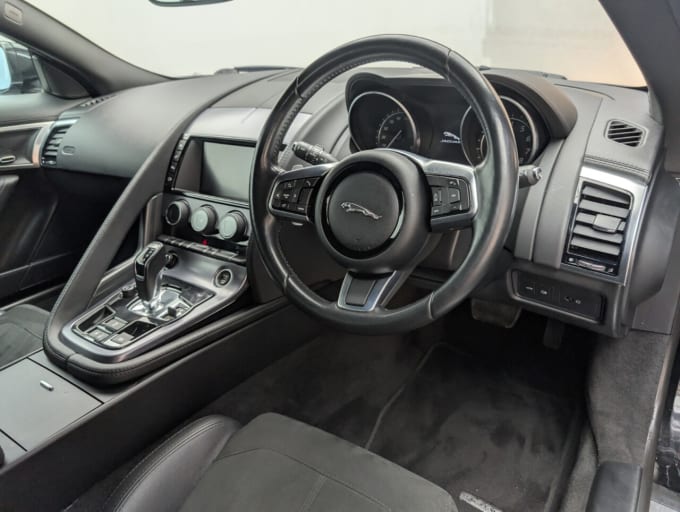 2025 Jaguar F-type