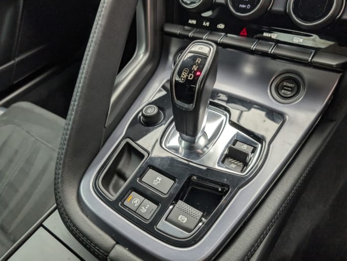 2025 Jaguar F-type