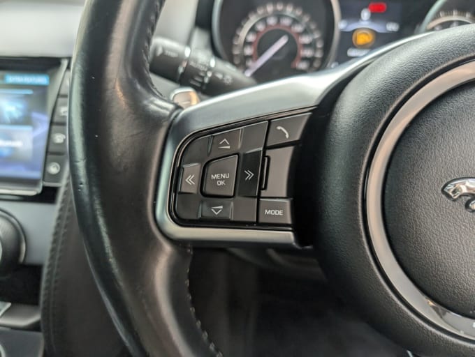 2025 Jaguar F-type