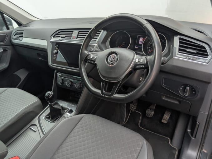 2025 Volkswagen Tiguan
