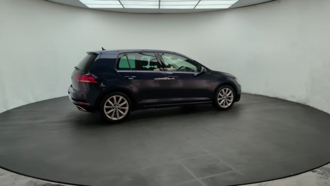 2025 Volkswagen Golf