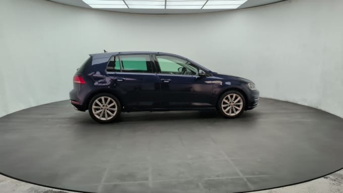 2025 Volkswagen Golf