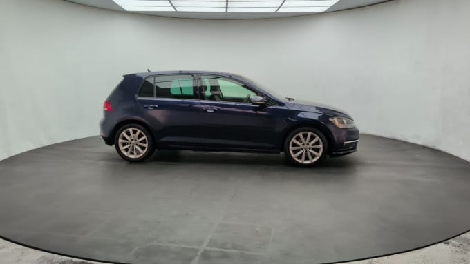 2025 Volkswagen Golf