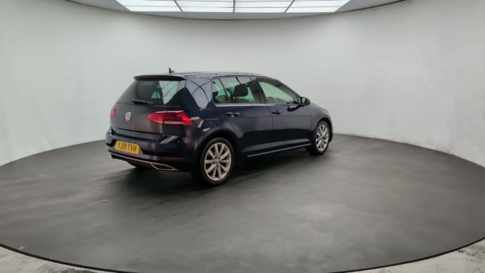 2025 Volkswagen Golf