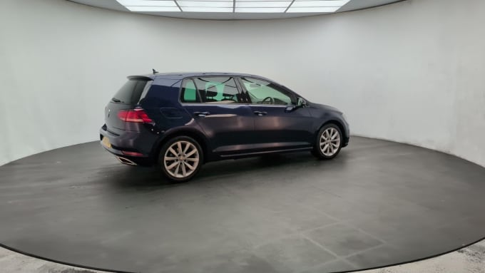 2025 Volkswagen Golf