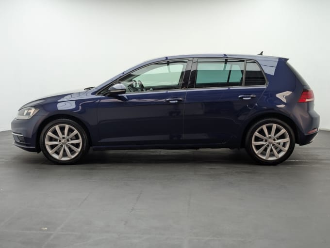 2025 Volkswagen Golf