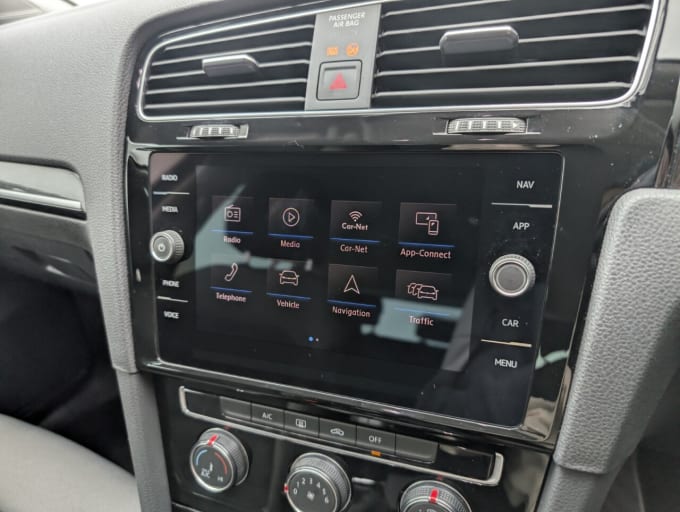 2025 Volkswagen Golf