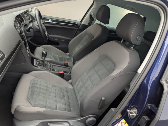 2025 Volkswagen Golf