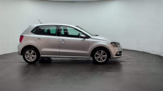 2017 Volkswagen Polo