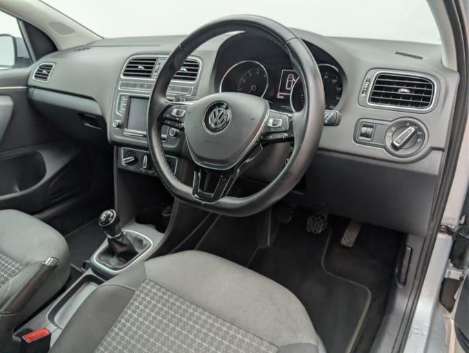 2017 Volkswagen Polo