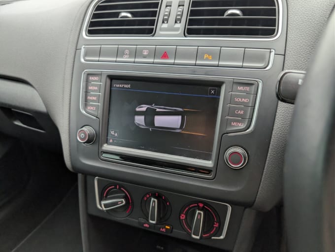 2017 Volkswagen Polo