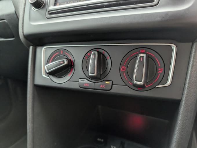 2017 Volkswagen Polo