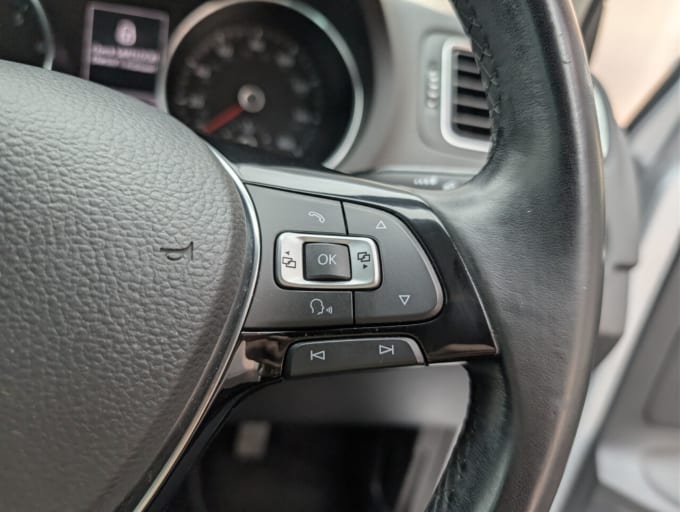 2017 Volkswagen Polo