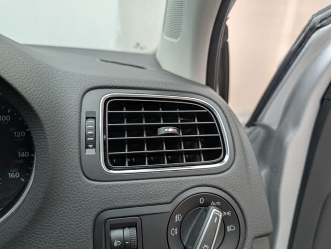 2017 Volkswagen Polo