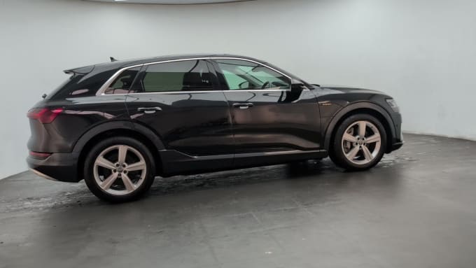 2020 Audi E-tron