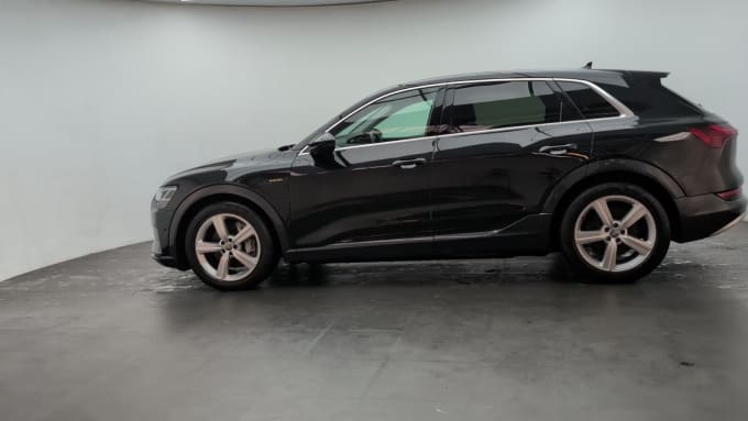 2020 Audi E-tron