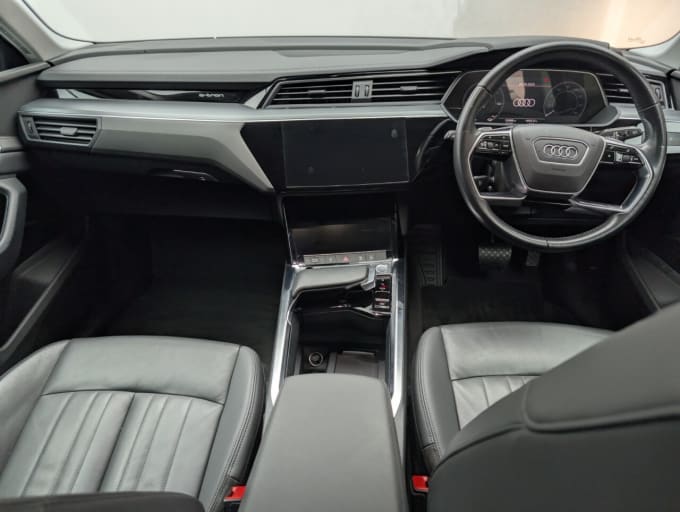 2020 Audi E-tron