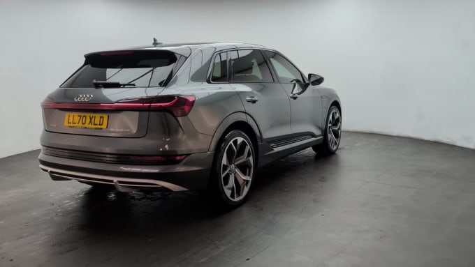 2020 Audi E-tron